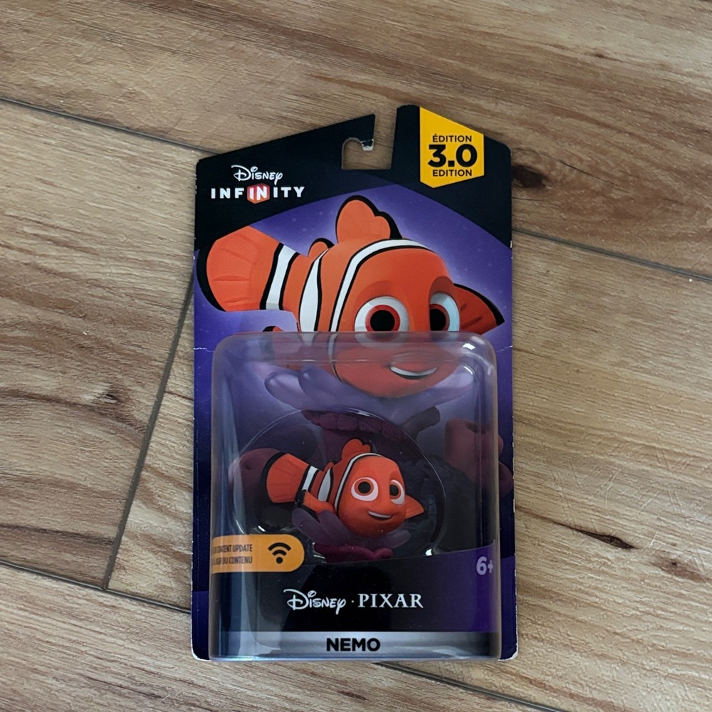 Nemo Figure - Orange